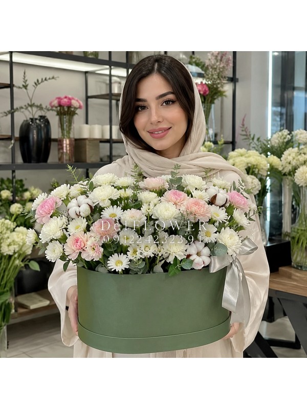 باکس گل خاص برای هدیه لوکس بانوان